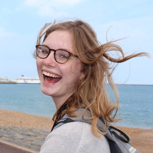 Meet your Posher, Emily - Picture 1 of 1